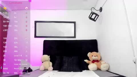 Snapshot of brittany_williams_ chatting on February 2025 03:21:01 PM online show from February 2025 03:21:01 PM