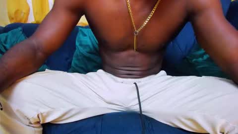 Bro friends online show from February 2026 01:21:01 PM