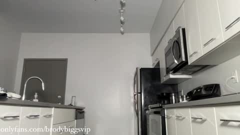 Snapshot of brodybiggs chatting on March 2026 12:54:02 AM Brody Biggs online show from March 2026 12:54:02 AM