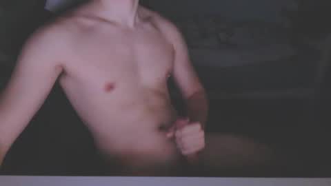 Snapshot of bronzeben chatting on December 2024 08:16:01 AM Ben online show from December 2024 08:16:01 AM