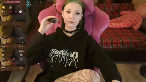 Snapshot of broodmommyy3 chatting on February 2025 03:12:01 AM Martha online show from February 2025 03:12:01 AM