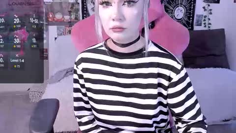 Snapshot of broodmommyy3 chatting on September 2025 09:02:01 AM Martha online show from September 2025 09:02:01 AM