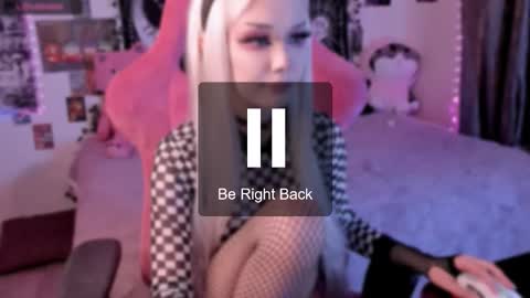 Snapshot of broodmommyy3 chatting on November 2025 09:53:02 AM Martha online show from November 2025 09:53:02 AM