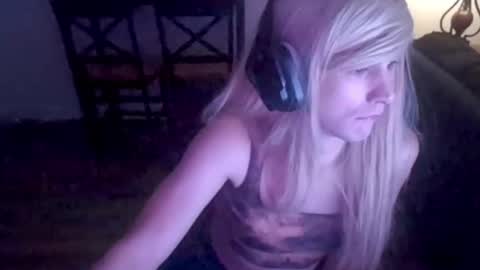 Snapshot of brookiebabyyyx3 chatting on January 2025 11:07:02 AM brooke online show from January 2025 11:07:02 AM