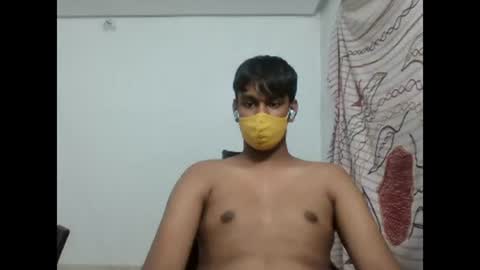 Snapshot of brownguy2505 chatting on December 2024 06:02:01 PM brownguy2505 online show from December 2024 06:02:01 PM