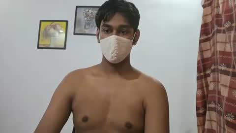 Snapshot of brownguy2505 chatting on October 2025 04:44:02 AM brownguy2505 online show from October 2025 04:44:02 AM