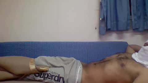 Snapshot of brownmanin40s chatting on December 2025 01:24:02 AM brownmanin40s online show from December 2025 01:24:02 AM