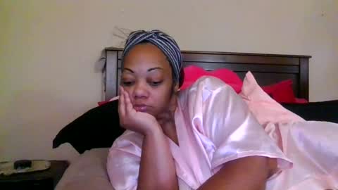 Snapshot of brownroundrenee chatting on July 2026 11:35:01 AM brownroundrenee online show from July 2026 11:35:01 AM