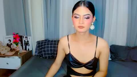 Roberta  GODDESS OF PLEASURE AND SEXUALDESIRE   online show from September 2025 05:29:01 AM