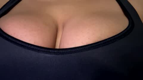 EtherealLilac online show from March 2025 01:39:01 PM