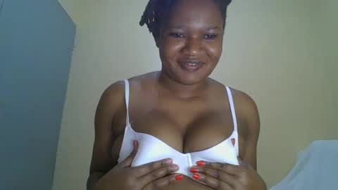 Snapshot of browny_kinky chatting on December 2024 07:48:01 AM pitch online show from December 2024 07:48:01 AM