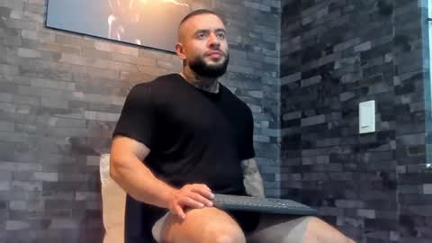 Snapshot of brucedallas chatting on July 2026 04:07:01 AM brucedallas online show from July 2026 04:07:01 AM