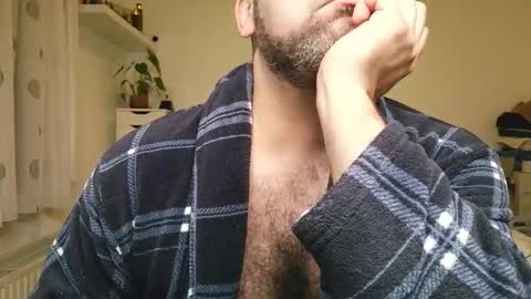 Bruce online show from October 2025 06:41:02 PM