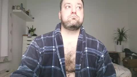 Snapshot of brucemf chatting on April 2026 07:32:01 PM Bruce online show from April 2026 07:32:01 PM