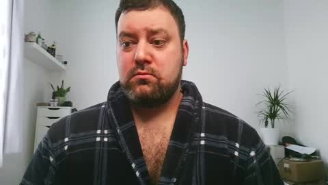 Snapshot of brucemf chatting on April 2026 05:17:02 PM Bruce online show from April 2026 05:17:02 PM