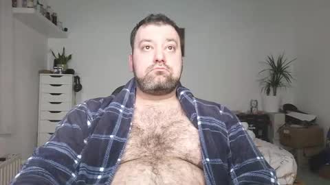 Snapshot of brucemf chatting on April 2026 08:33:02 PM Bruce online show from April 2026 08:33:02 PM