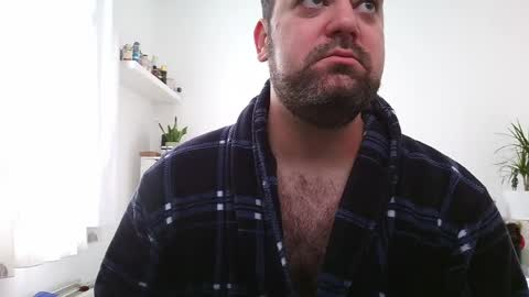 Snapshot of brucemf chatting on April 2026 07:06:02 AM Bruce online show from April 2026 07:06:02 AM