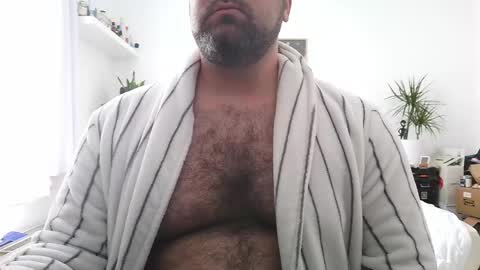 Snapshot of brucemf chatting on May 2026 08:54:02 AM Bruce online show from May 2026 08:54:02 AM