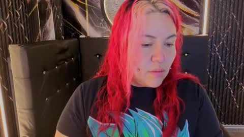 Snapshot of bruja_scarlata chatting on February 2026 11:05:02 AM Bruja SCarlata online show from February 2026 11:05:02 AM