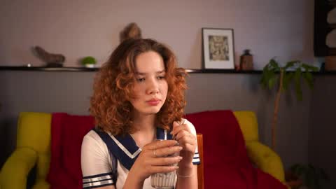 Tess online show from May 2026 12:35:01 PM