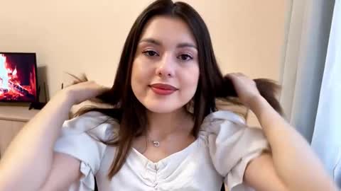 Snapshot of brunalamarra chatting on October 2025 01:33:02 PM Lina online show from October 2025 01:33:02 PM