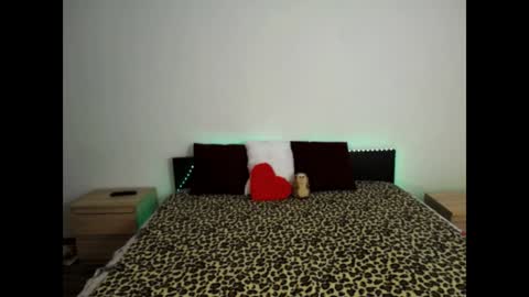 Ellis online show from December 2024 06:11:02 AM