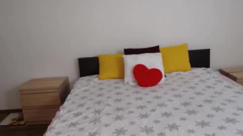 Ellis online show from December 2024 08:02:01 AM