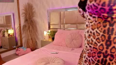 Brenda online show from October 2025 05:47:02 AM