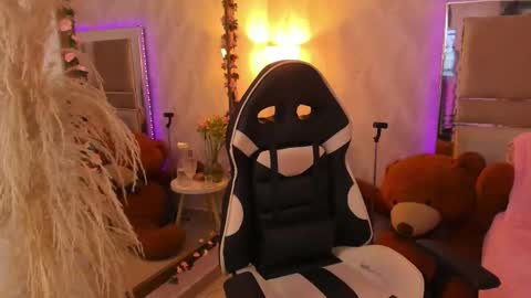 Brenda online show from November 2025 01:39:02 AM