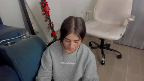 Snapshot of brunnette__1 chatting on June 2026 06:52:02 AM brunnette online show from June 2026 06:52:02 AM