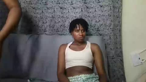 Snapshot of brunnette_blonde chatting on March 2026 02:59:02 AM everyday online show from March 2026 02:59:02 AM