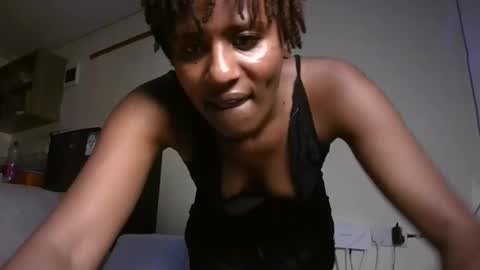 Snapshot of brunnette_blonde chatting on April 2026 03:26:01 PM everyday online show from April 2026 03:26:01 PM