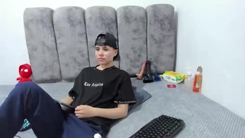 Snapshot of bruno_cruz chatting on June 2026 02:33:02 AM Bruno Cruz online show from June 2026 02:33:02 AM
