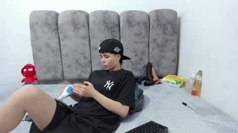 Snapshot of bruno_cruz chatting on June 2026 02:09:02 AM Bruno Cruz online show from June 2026 02:09:02 AM