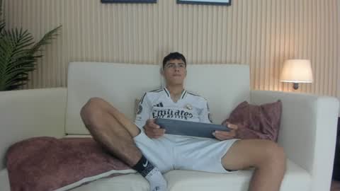 Snapshot of bruno_fox_ chatting on July 2026 08:02:01 PM Bruno online show from July 2026 08:02:01 PM