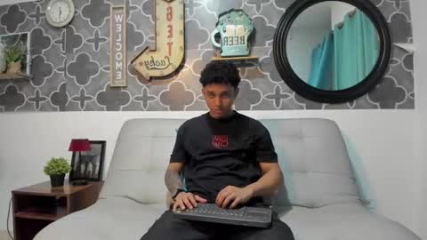 Snapshot of bruno_snow chatting on March 2026 03:45:02 AM bruno_snow online show from March 2026 03:45:02 AM