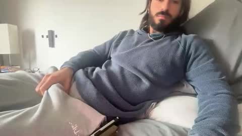 Sebastian online show from April 2026 10:07:02 PM