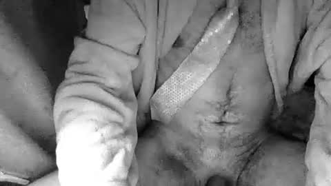 Snapshot of brutusek9191 chatting on October 2025 01:45:01 PM brutusek9191 online show from October 2025 01:45:01 PM