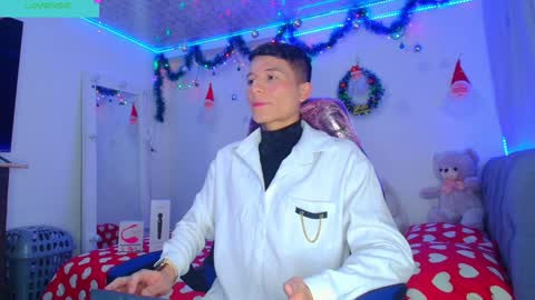 Snapshot of bryam_hot chatting on December 2024 01:29:01 AM BRYAM INDEPENDENT MODEL online show from December 2024 01:29:01 AM