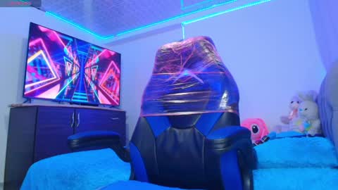 Snapshot of bryam_hot chatting on January 2025 04:12:01 AM BRYAM INDEPENDENT MODEL online show from January 2025 04:12:01 AM