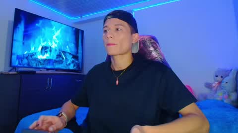 Snapshot of bryam_hot chatting on January 2025 01:53:02 AM BRYAM INDEPENDENT MODEL online show from January 2025 01:53:02 AM