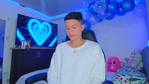 Snapshot of bryam_hot chatting on January 2025 02:30:01 AM BRYAM INDEPENDENT MODEL online show from January 2025 02:30:01 AM