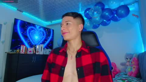 Snapshot of bryam_hot chatting on January 2025 03:55:02 AM BRYAM INDEPENDENT MODEL online show from January 2025 03:55:02 AM