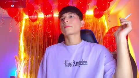 Snapshot of bryam_hot chatting on September 2025 01:17:01 AM BRYAM INDEPENDENT MODEL online show from September 2025 01:17:01 AM