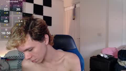 Snapshot of bryamado chatting on December 2024 08:05:02 PM bryamado online show from December 2024 08:05:02 PM