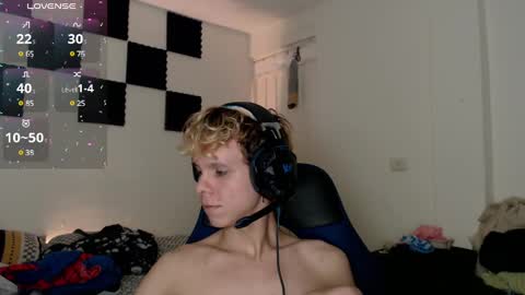 Snapshot of bryamado chatting on December 2024 01:59:02 AM bryamado online show from December 2024 01:59:02 AM