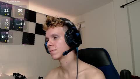 Snapshot of bryamado chatting on January 2025 08:06:02 AM bryamado online show from January 2025 08:06:02 AM