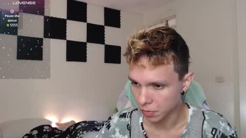 Snapshot of bryamado chatting on January 2025 12:07:02 PM bryamado online show from January 2025 12:07:02 PM