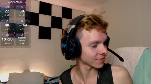 Snapshot of bryamado chatting on January 2025 01:42:02 AM bryamado online show from January 2025 01:42:02 AM