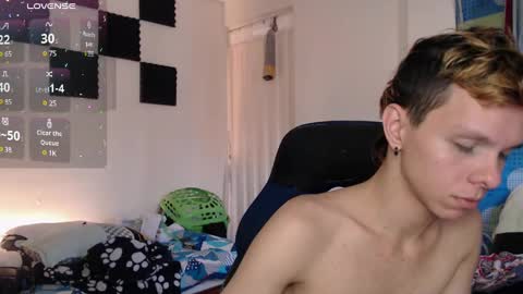 Snapshot of bryamado chatting on January 2025 08:10:02 PM bryamado online show from January 2025 08:10:02 PM